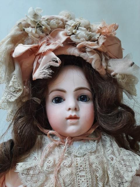 Achetez poupée reine occasion, annonce vente à Aurillac (15) WB171181768