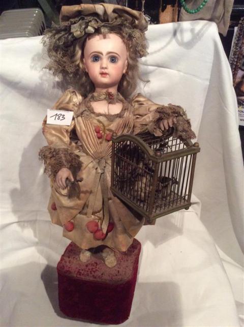 Ancienne dinette en porcelaine poupée jouet décor enfants