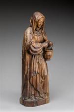 Sainte Marthe. SCULPTURE en bois naturel sculpté en ronde-bosse à...