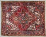 TAPIS persan Yorovan. Chaine et trame coton velours laine. 260...