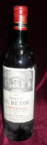 ROUGE - 1 B. BORDEAUX Château Retou 1985. Epaule.