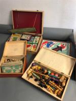 ENSEMBLE de JEUX de société anciens