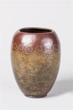 Claudius Linossier (1893-1953)Vase de forme ovoïde à col ouvert en...