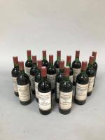 * 16B rouge Bordeaux Château Puy Beney Lafitte 1982. Niveaux...