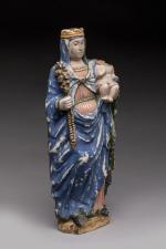 VIERGE à l'Enfant couronnée au Rosaire en albâtre sculpté polychrome,...