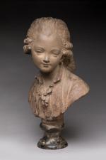 BUSTE d'enfant en chemise et veste en terre cuite sculpté...