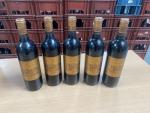 5B rouge Bordeaux Margaux Château d'Issan GCC 1988. Niveaux goulots....