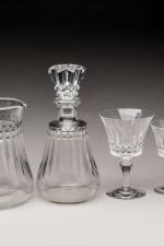 BACCARAT. Partie de SERVICE de verres en cristal comprenant douze...