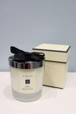 JO MALONE - BOUGIE PARFUMEE Basile & Neroli, ruban violet....