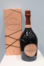 1 MAGNUM de CHAMPAGNE LAURENT PERRIER, cuvée rosée. Boite.