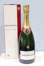 1 BOUTEILLE de CHAMPAGNE BOLLINGER SPECIAL CUVEE. Boite.