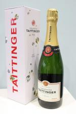 1 BOUTEILLE de CHAMPAGNE TAITTINGER BRUT. Boite.