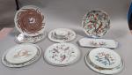 Angéniol Suzanne ( XXème siècle) :15  pièces en porcelaine...