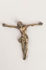 CHRIST en bronze, pieds superposés, périzonium noué à droite. Epoque...