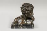 Johannes Dommisse (1878-1955)
« Jeune homme cheveux au vent »
Buste en...