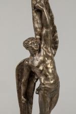 Pierre Le Faguays (1892-1966)
« Icare »
Sujet en bronze à patine...