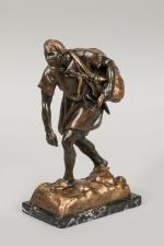 Jean Tarrit (1865-1950)
"Le porteur d'eau"
Sujet en régule patiné sur socle...