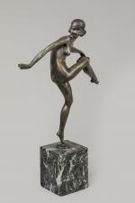 Pierre Darel
« Danseuse au tambourin »
Sujet en bronze à patine...