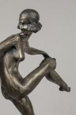 Pierre Darel
« Danseuse au tambourin »
Sujet en bronze à patine...