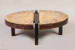 Roger Capron (1922-2006)
Table basse ronde à bâti en bois naturel...