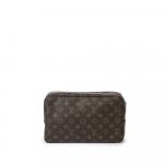 LOUIS VUITTON - TROUSSE de TOILETTE GM en toile monogram,...