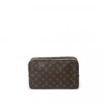 LOUIS VUITTON - TROUSSE de TOILETTE GM en toile monogram,...