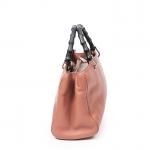 GUCCI - SAC modèle "Bamboo" MM en cuir grainé rose,...