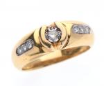 BAGUE en or jaune 750/°°, sertissure en or gris 750/°°...