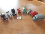 Lot de 8 Dinky Toys , vendues dans l'état (...