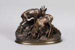 Pierre-Jules MENE (1810-1879). "Couple de chevreuils, 1859". Sujet en bronze...