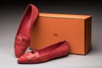 HERMES Paris - Paire de BALLERINES modèle "Swan" en cuir...