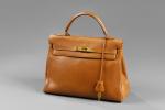 HERMES Paris- SAC Kelly 32 cm en cuir courchevel gold,...