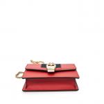 GUCCI - SAC modèle "Sylvie" Mini en cuir lisse rouge,...