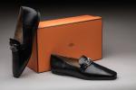 HERMES Paris - Paire de MOCASSINS modèle "Time" en cuir...