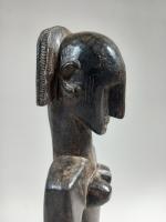 MALI, Statuette de divinité en bois exotique, BAMBARA (?) ....