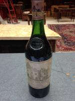 1 bouteille, Rouge Château Haut Brion 1974, Domaine Clarence Dion...