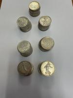 68 PIECES de 5 Francs argent. Poids : 810 g....