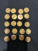 20 PIECES de 20 Lires or Italie.
Lot vendu en l'état,...