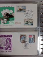 Lot comprenant, 3 ALBUMS D' ENVELOPPES 1er JOUR FRANCE, MONACO,...