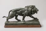 Paul Thomas (1859-1910) 
« Lion marchant »
Sujet en bronze à...