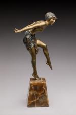 Demeter Chiparus (1886-1947)
« Danseuse au cerceau »
Sujet en bronze polychrome...