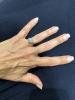 BAGUE de forme losange en or 750 °/°° et argent...