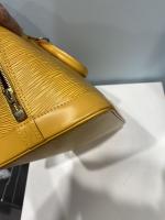 LOUIS VUITTON - SAC modèle "Alma" PM   en...