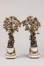 Paire de CANDELABRES à cinq lumières néoclassiques en bronze à...