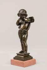 HUZEL (XIXème-XXème siècle). Putti. Sujet en bronze à patine brune...