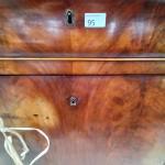 SECRETAIRE en placage d'acajou et filets de bois fruitier, ouvrant...