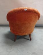 FAUTEUIL crapaud en velours damier orange. Fin XIXe début XXème...