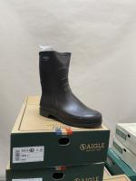 AIGLE. Ensemble de paires de BOTTES, dont principalement Bison L2...