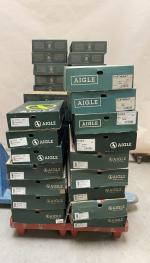 AIGLE. Ensemble de paires de BOTTES, dont principalement Bison L2...