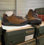 AIGLE. Ensemble de paires de CHAUSSURES, dont 
- Vedur Low,...